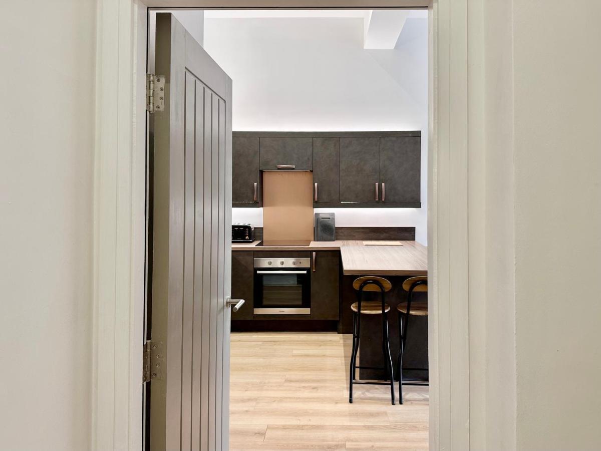 Fountain Apartment No 2 With Free Parking York Exterior photo